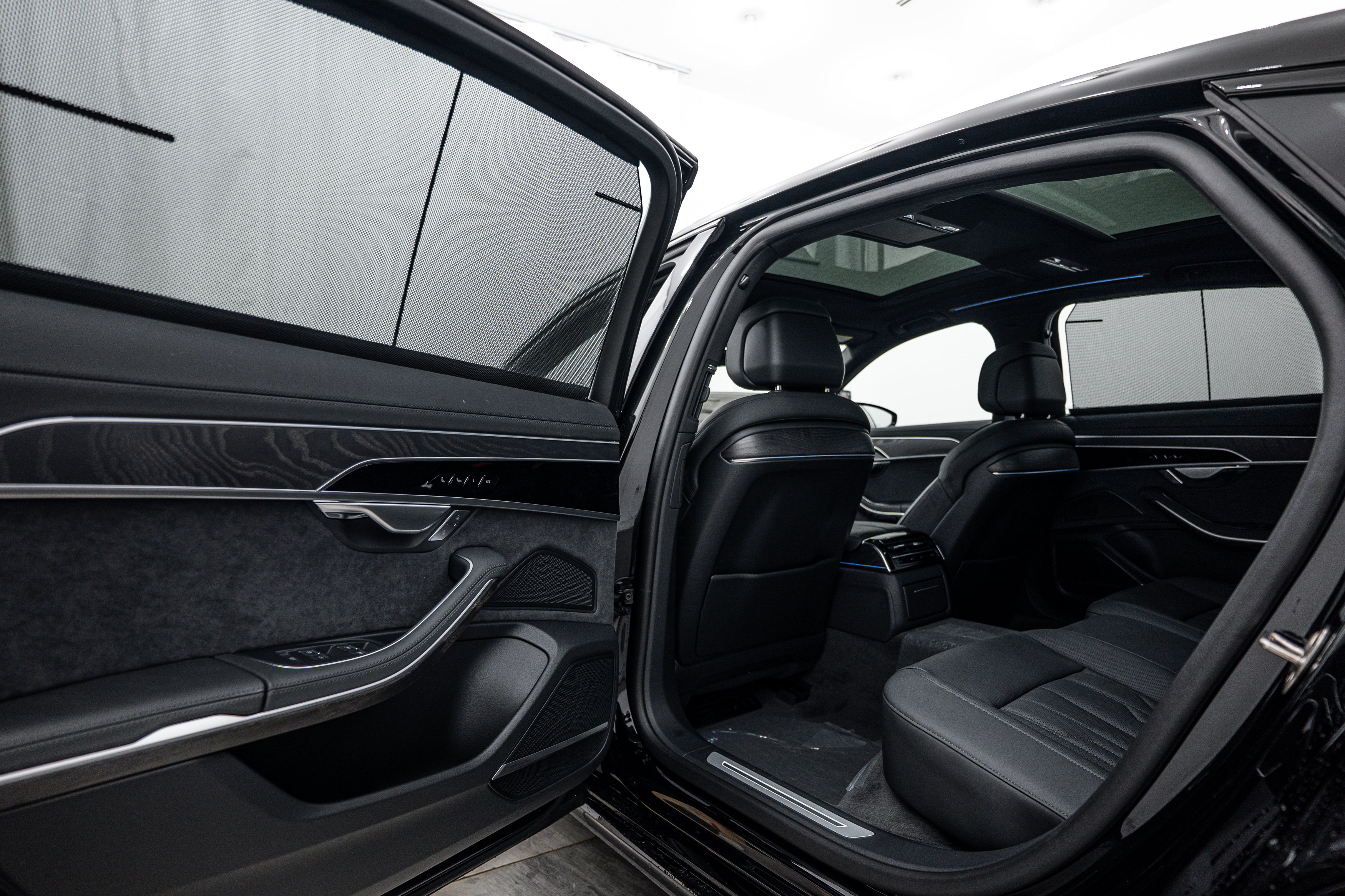 New 2026 Audi A8 L 3.0T AWD/4WD image 18