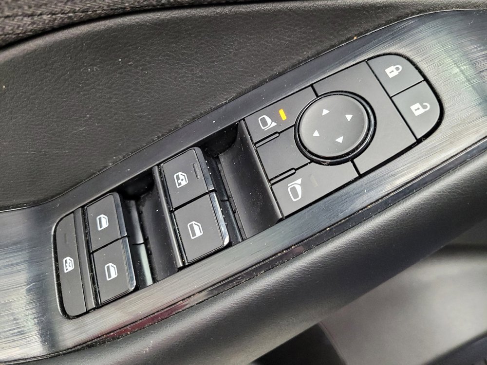 Used 2023 Nissan Rogue S AWD/4WD image 27