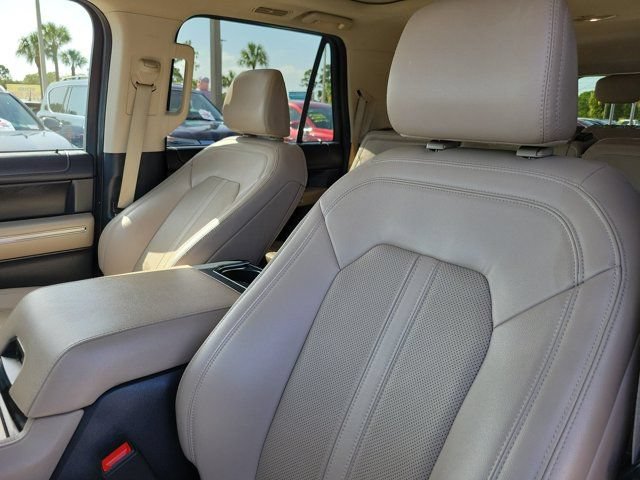 Used 2024 Ford Expedition Max Limited RWD image 24