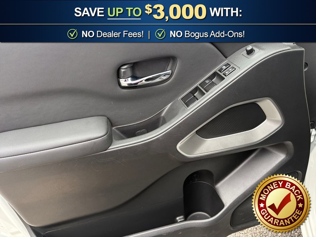 Used 2024 Nissan Frontier SV image 16