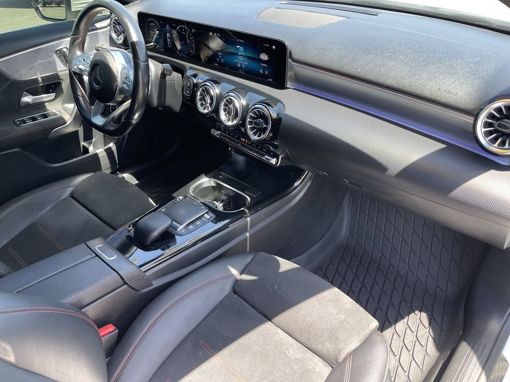 Used 2022 Mercedes-Benz A 220 image 27