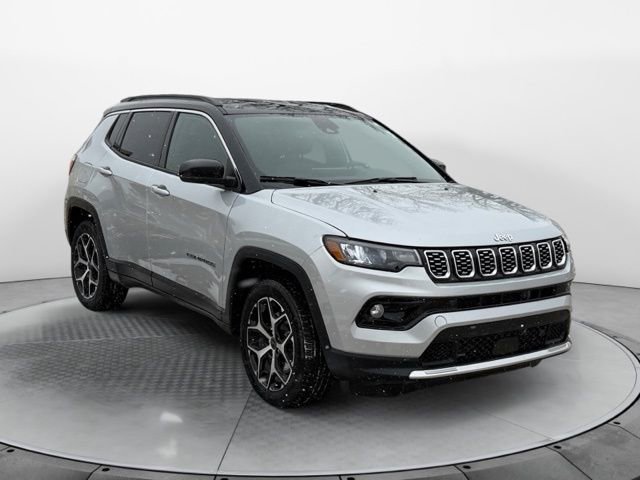 Used 2025 Jeep Compass Limited image 1