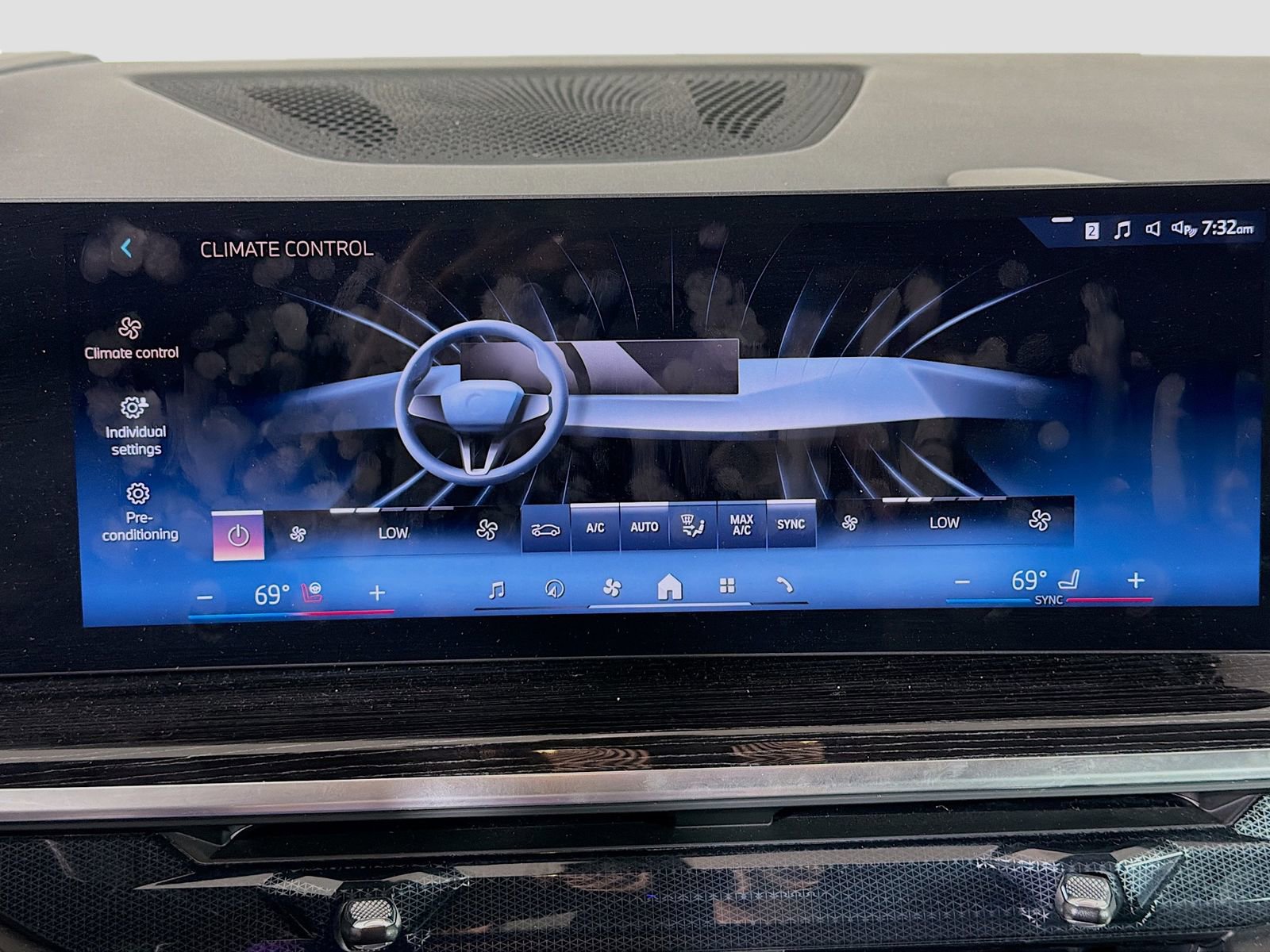 Used 2026 BMW X5 xDrive40i w/ M Sport Package image 18