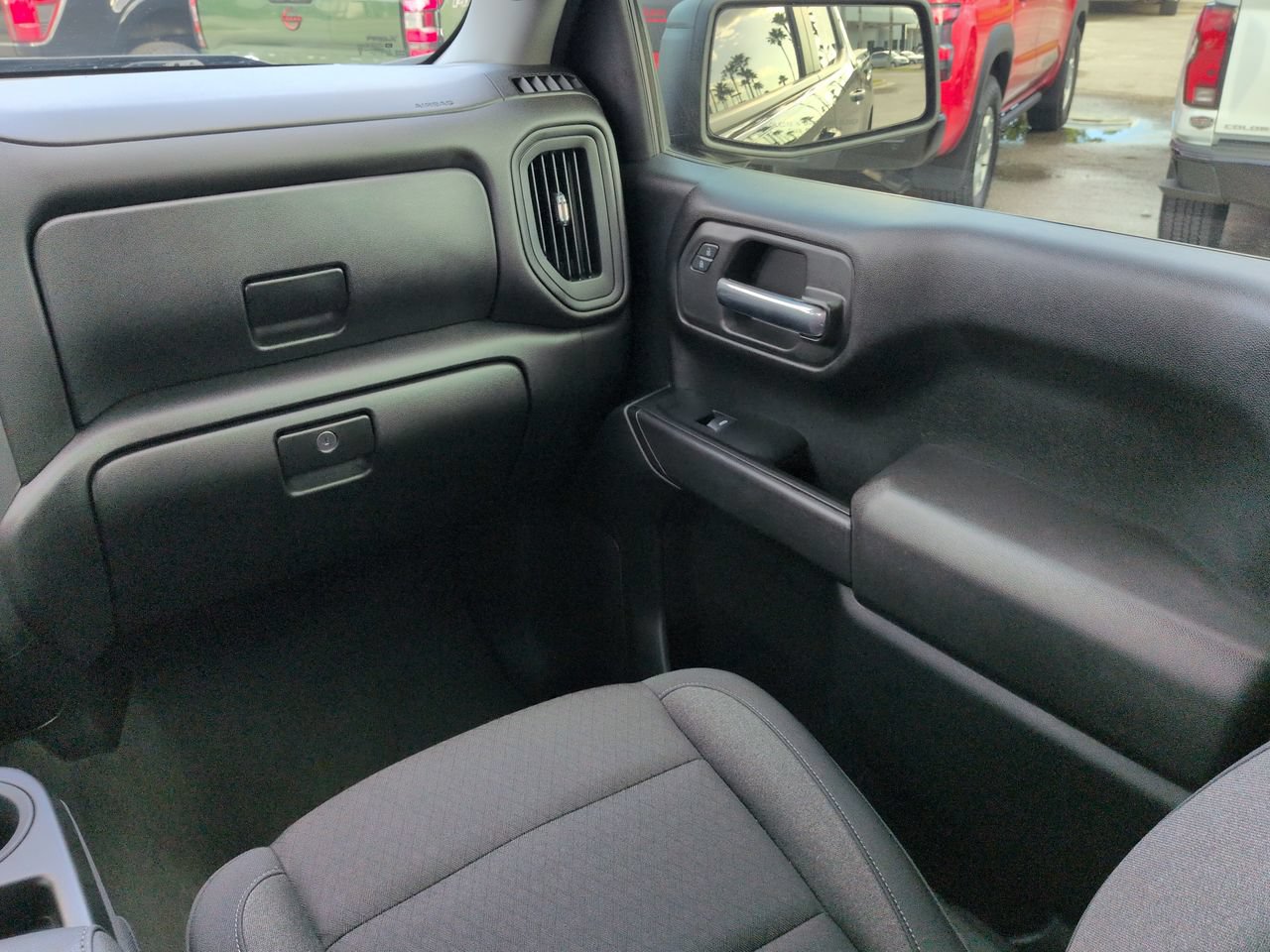 Used 2025 Chevrolet Silverado 1500 Custom RWD image 15