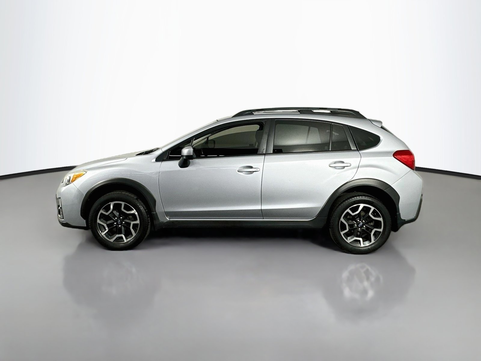 Used 2016 Subaru Crosstrek 2.0i Premium AWD/4WD image 5