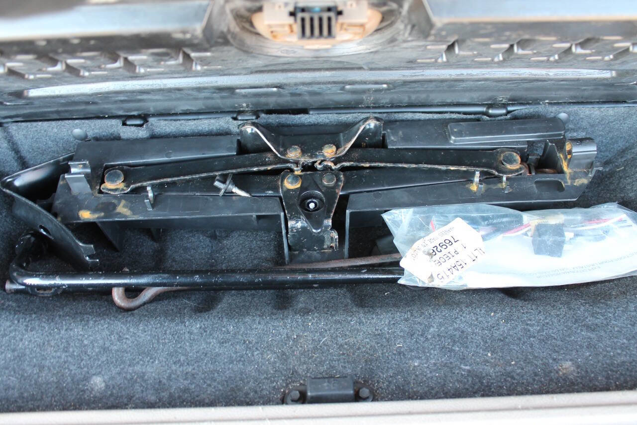 Used 2004 Ford Expedition Eddie Bauer RWD image 28