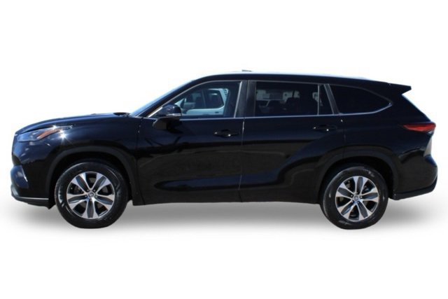 Used 2023 Toyota Highlander L image 8