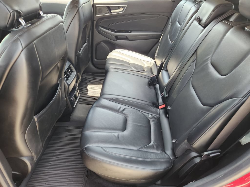 Used 2019 Ford Edge Titanium AWD/4WD image 22