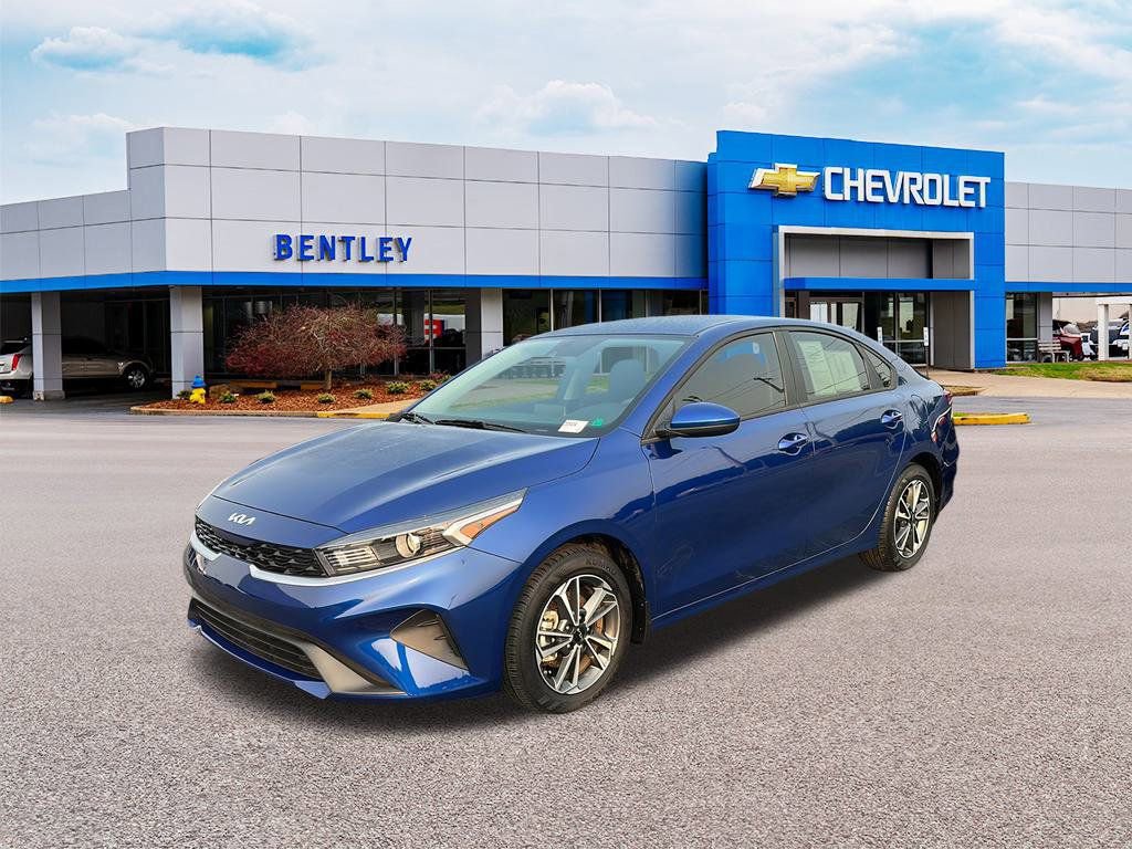 Used 2023 Kia Forte LXS