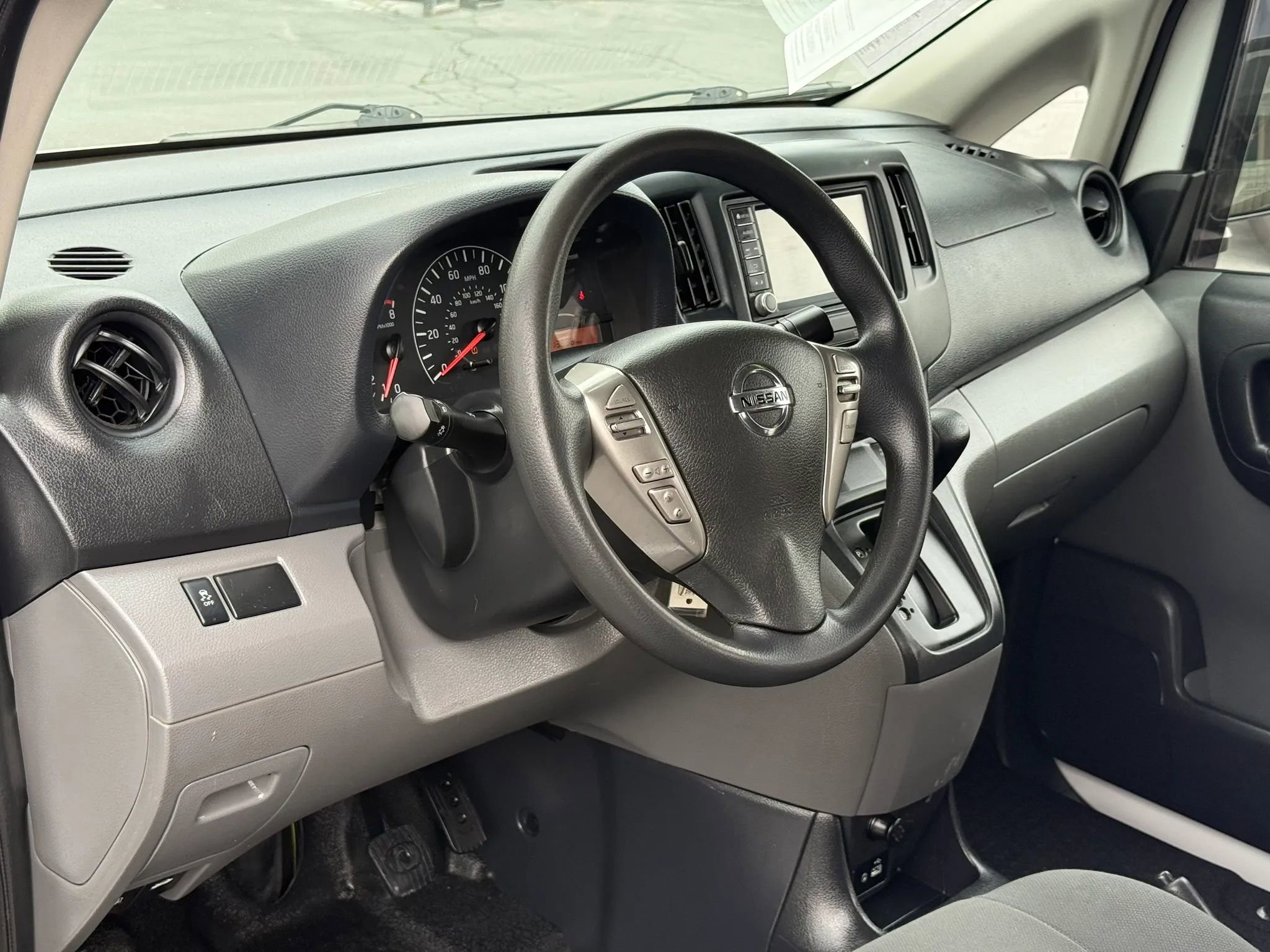 Used 2021 Nissan NV200 S w/ Back Door Glass Package image 6