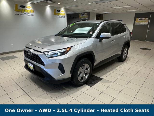 Used 2025 Toyota RAV4 XLE w/ Weather Package image 2
