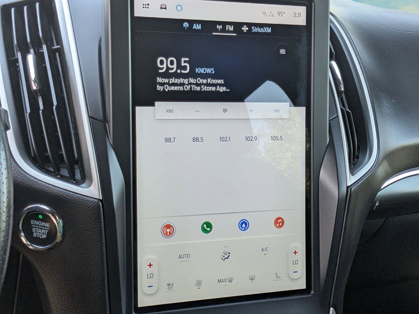 Used 2022 Ford Edge ST-Line image 11