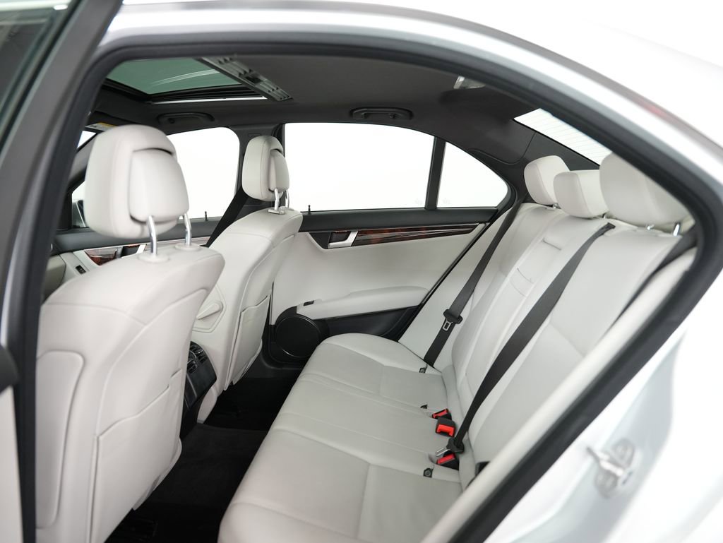 Used 2012 Mercedes-Benz C 300 4MATIC Sedan w/ Premium 1 Pkg image 33