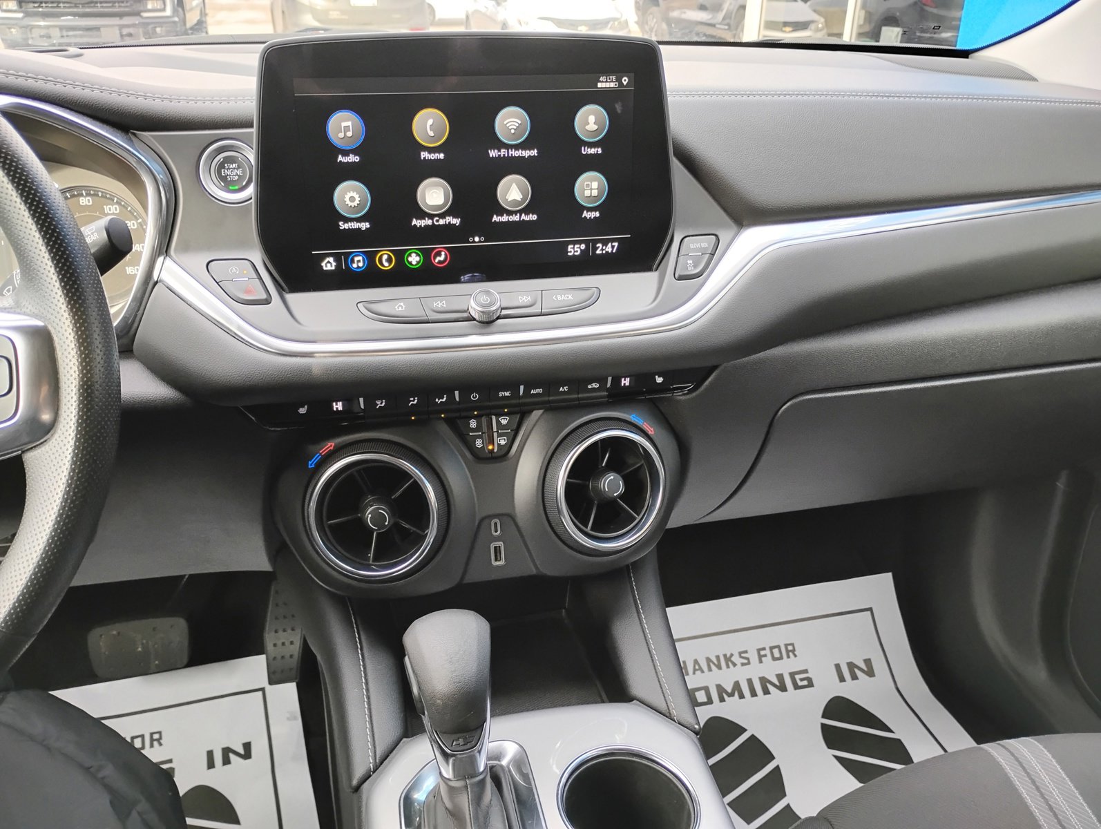 Used 2024 Chevrolet Blazer LT image 8