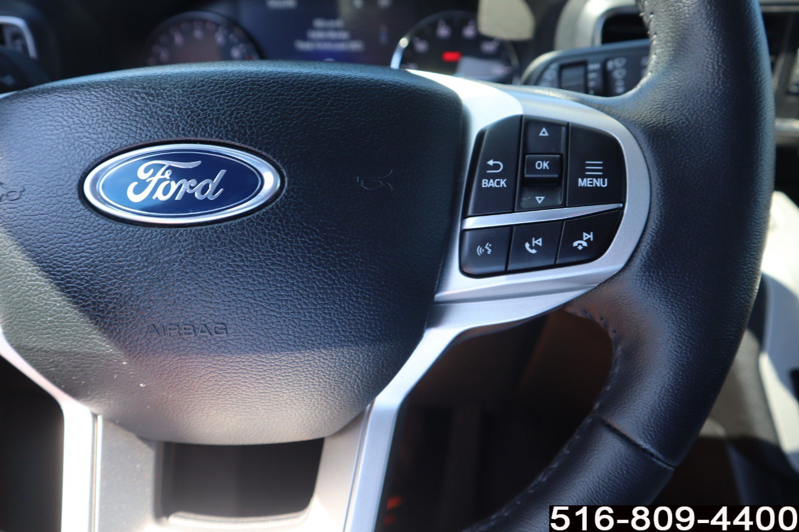 Used 2023 Ford Explorer XLT w/ Equipment Group 202A AWD/4WD image 18