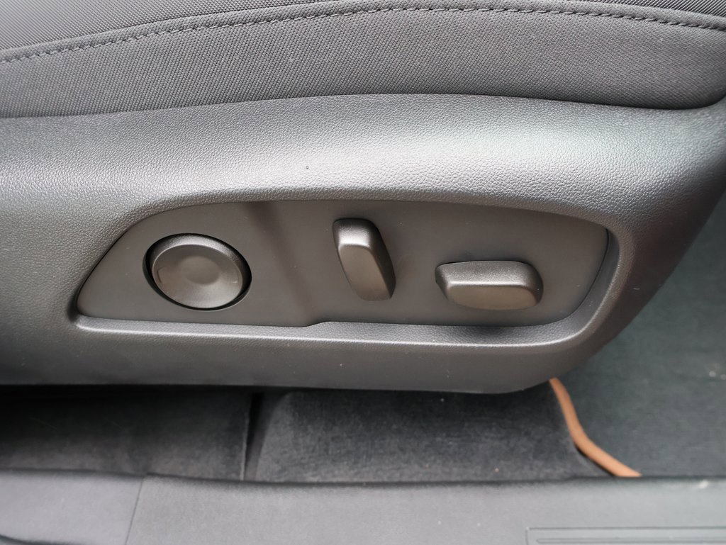 New 2026 GMC Terrain AT4 w/ Convenience Package III image 37