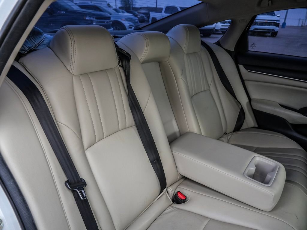 Used 2018 Honda Accord LX image 16