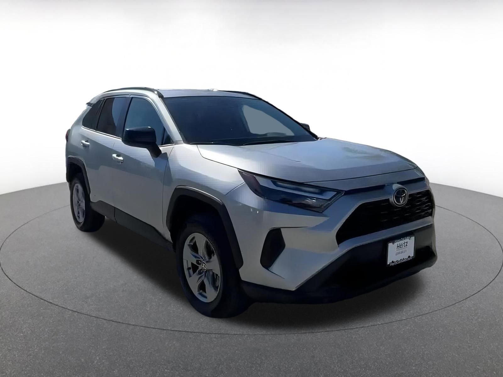 Used 2025 Toyota RAV4 LE image 3