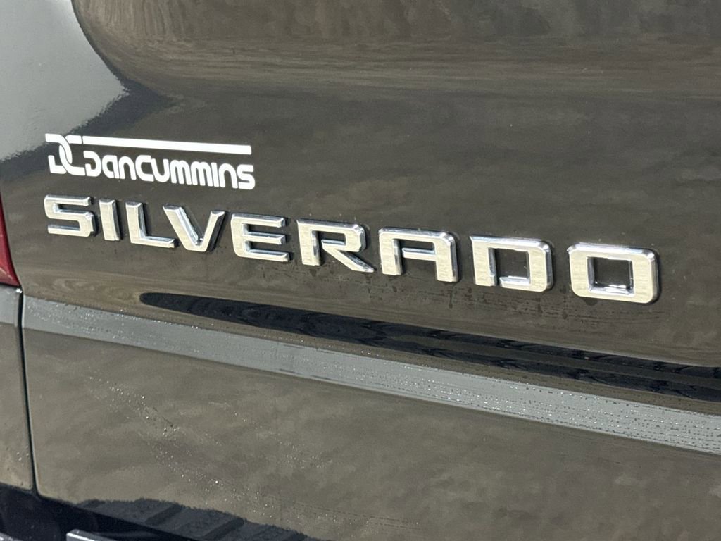 Used 2024 Chevrolet Silverado 1500 High Country w/ Technology Package AWD/4WD image 27