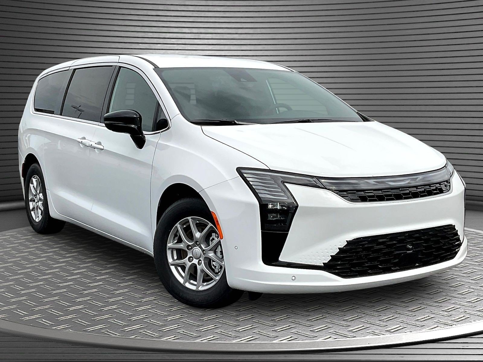New 2027 Chrysler Pacifica Select w/ Family Tech Group
