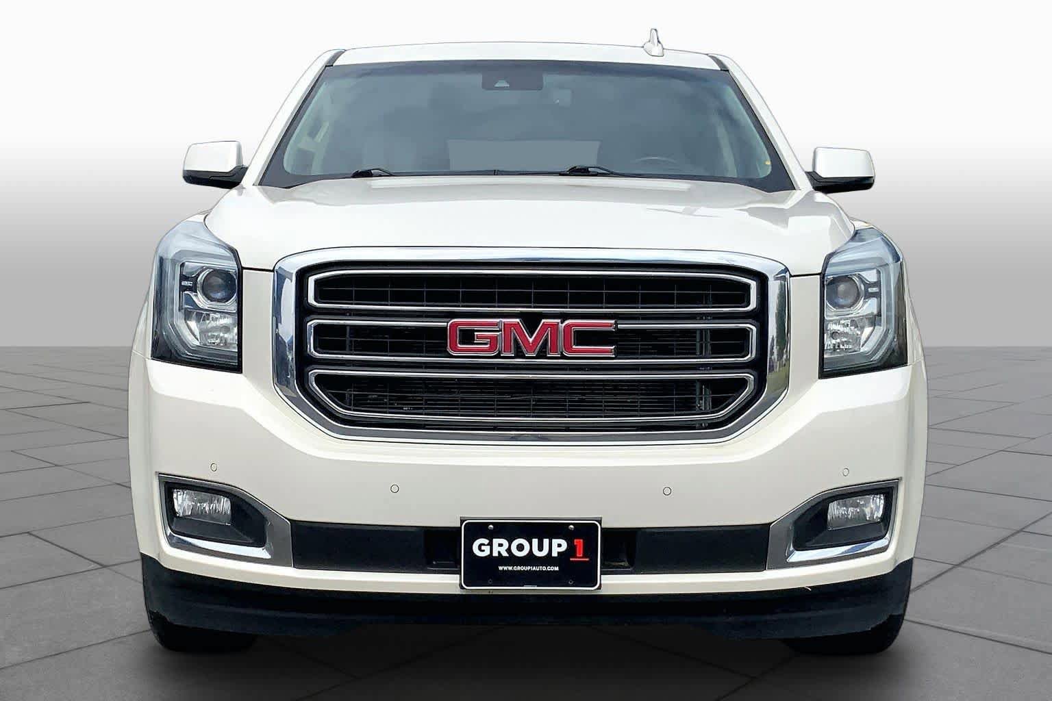 Used 2015 GMC Yukon XL SLT w/ Open Road Package AWD/4WD image 4