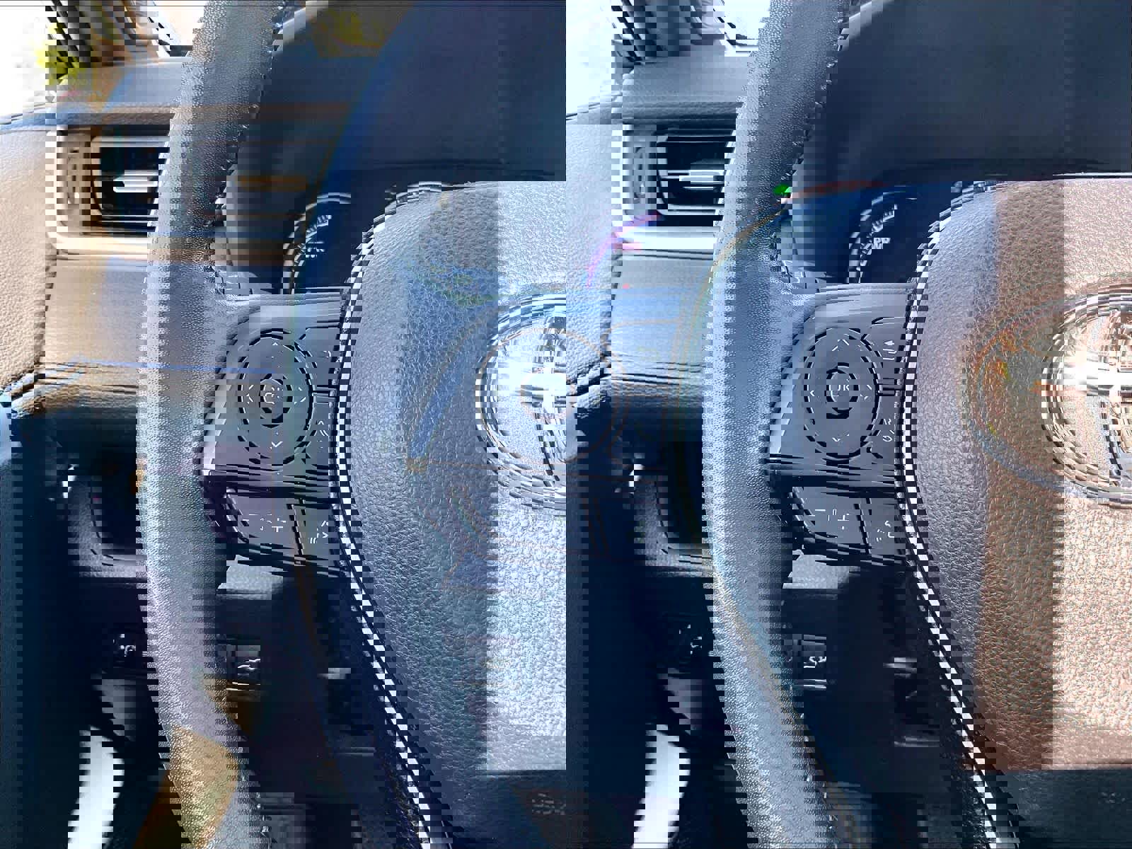 Used 2020 Toyota RAV4 XSE image 23