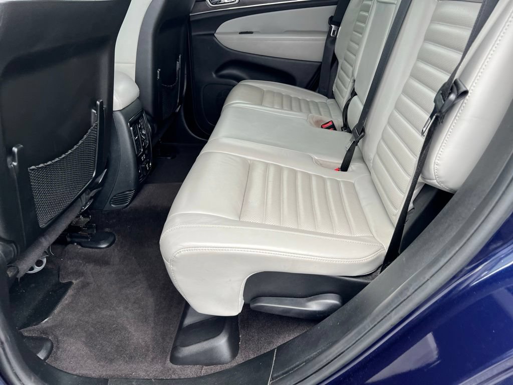Used 2018 Jeep Grand Cherokee Limited AWD/4WD image 13