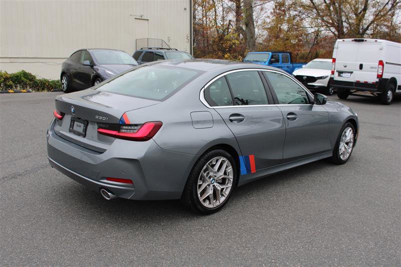 Used 2025 BMW 330i 330i image 8
