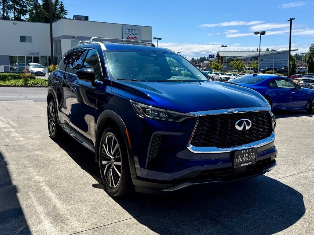 Used 2025 INFINITI QX60 Sensory AWD/4WD image 6