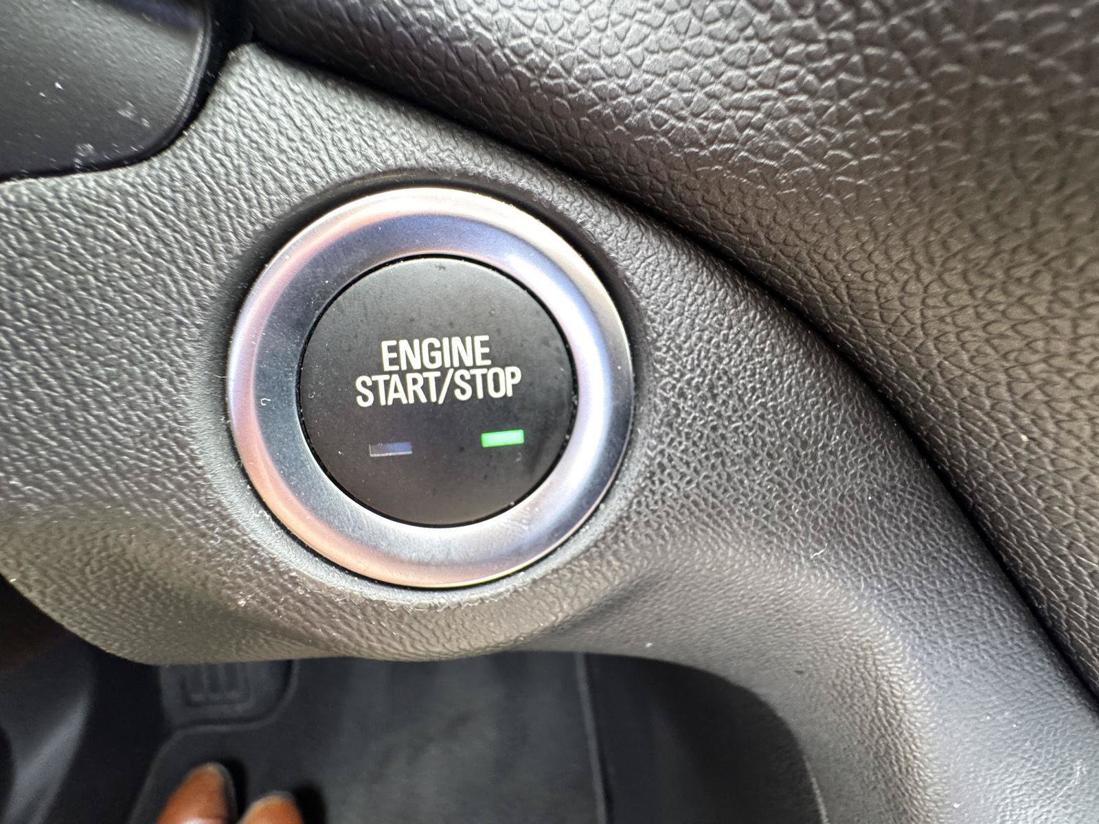 Certified 2019 Chevrolet Equinox LT w/ Sun & Navigation Package AWD/4WD image 37