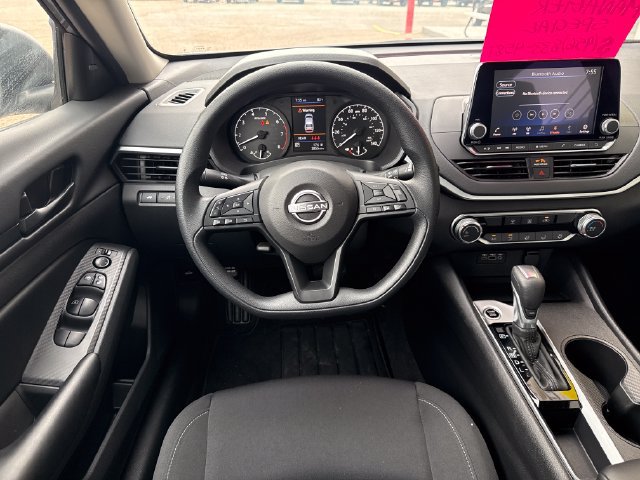 Certified 2025 Nissan Altima 2.5 S FWD image 14