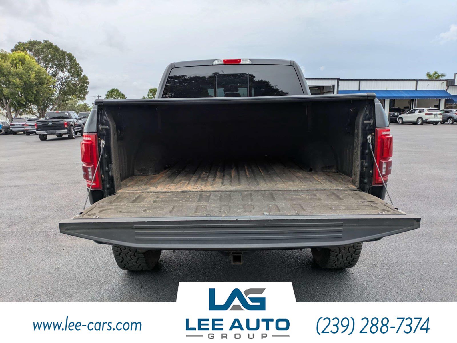 Used 2016 Ford F150 Lariat w/ Equipment Group 502A Luxury AWD/4WD image 9