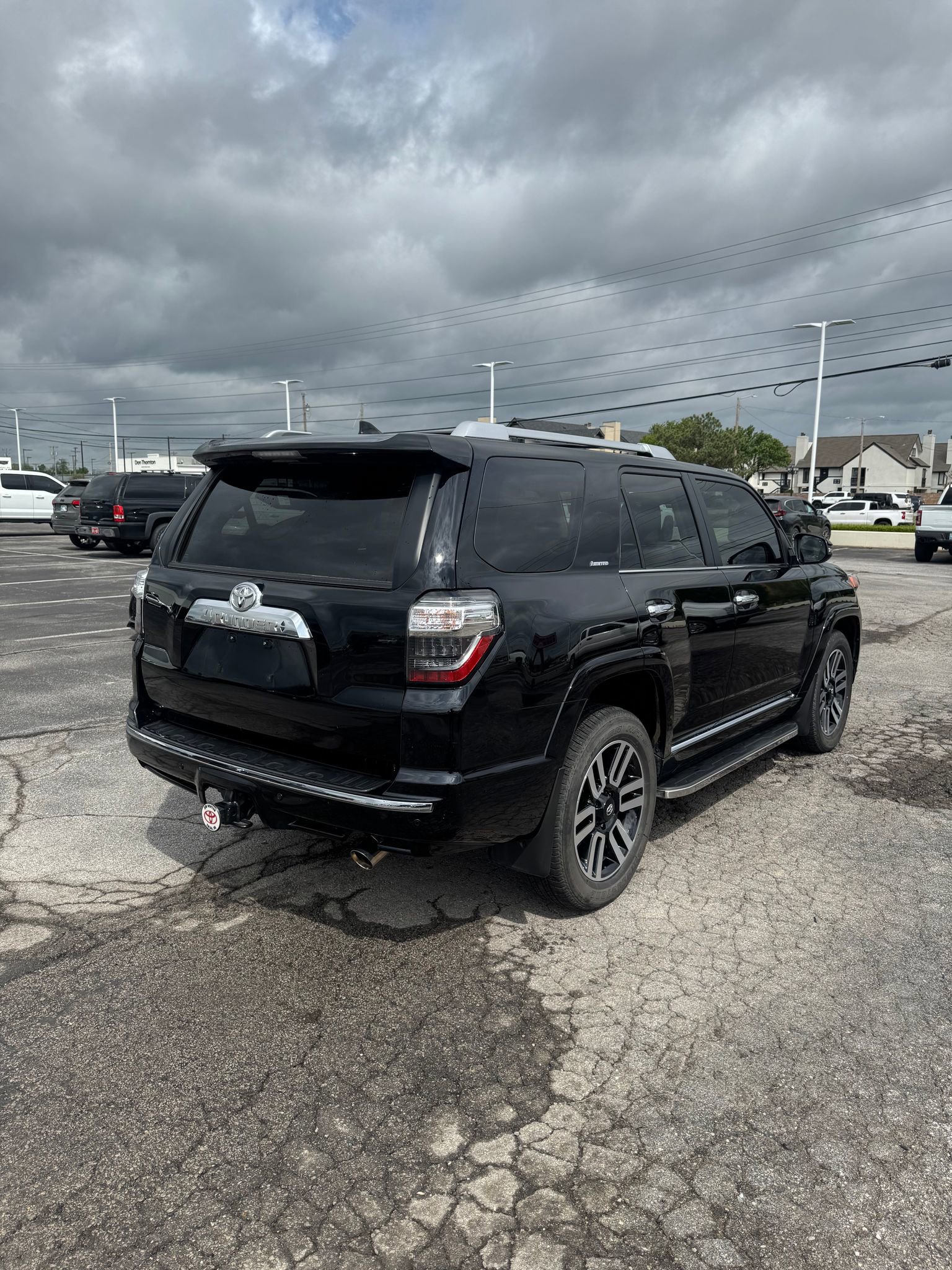 Used 2023 Toyota 4Runner Limited image 3