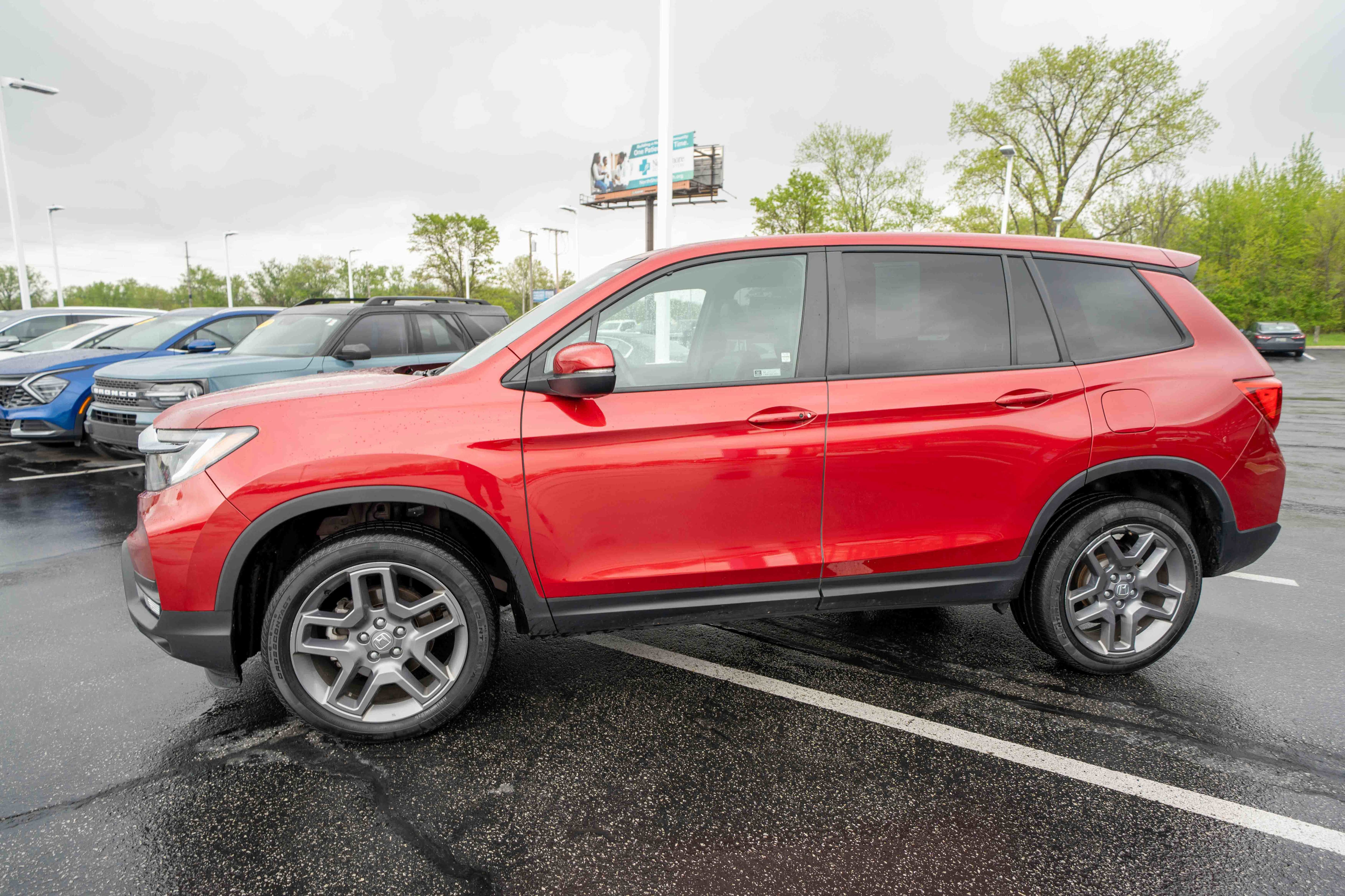 Used 2023 Honda Passport EX-L image 3