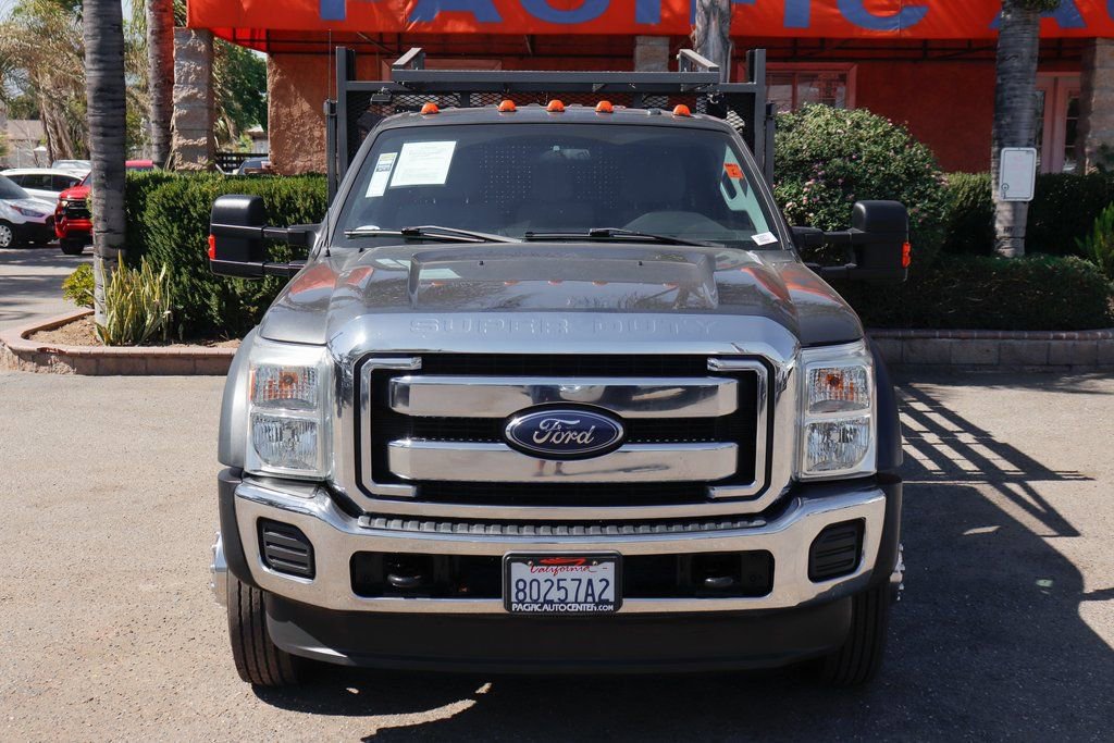 Used 2016 Ford F550 4x4 Crew Cab Super Duty w/ XLT Interior Package image 3