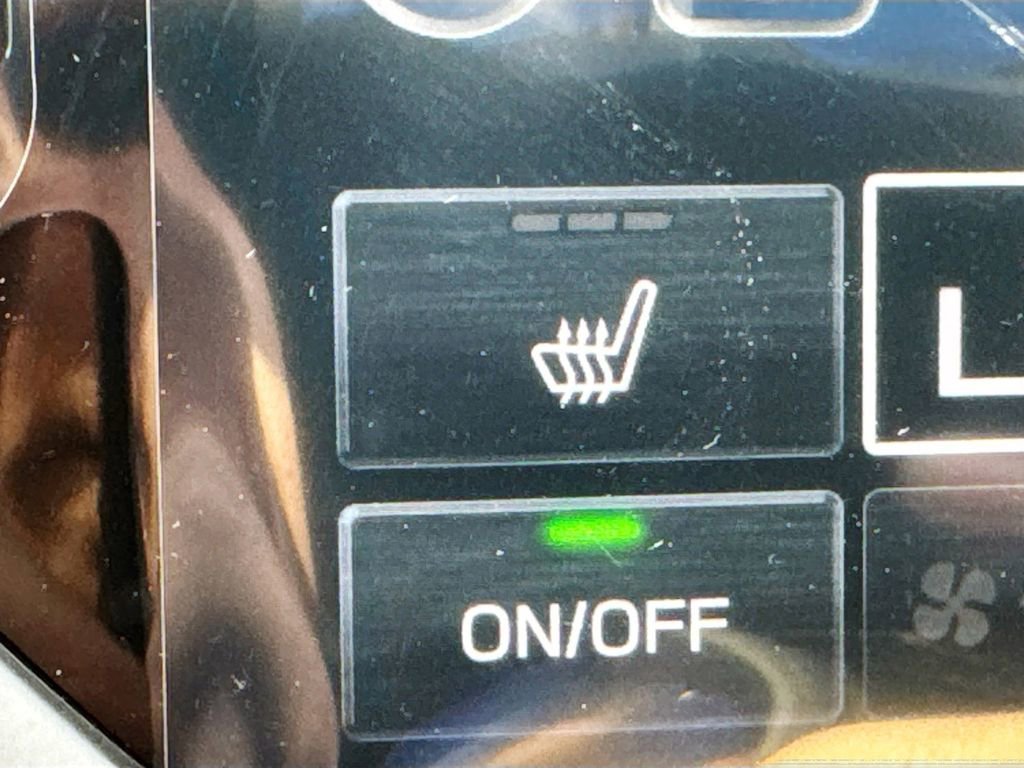 New 2026 Subaru Ascent Limited Bronze image 24