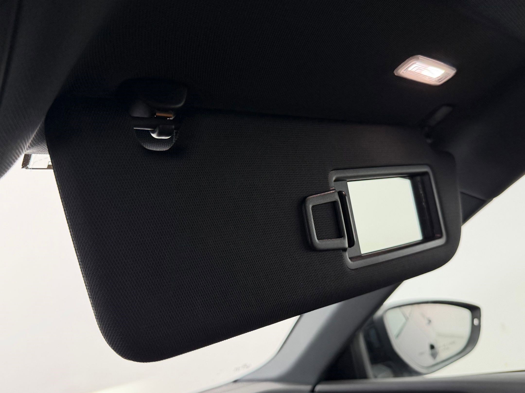 Certified 2022 Audi e-tron Premium Plus w/ Premium Plus Package AWD/4WD image 31