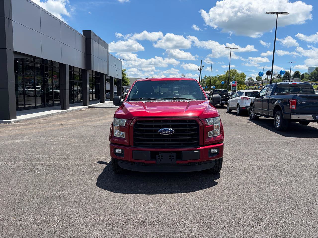 Used 2016 Ford F150 XLT w/ Equipment Group 302A Luxury AWD/4WD image 8