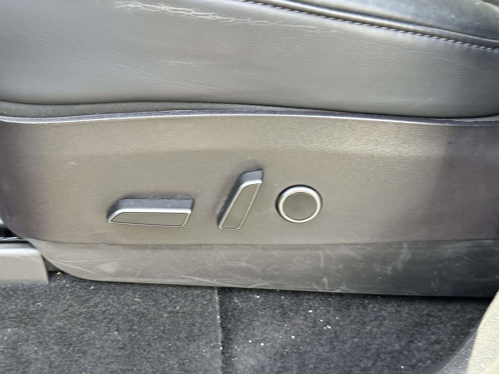 Used 2021 Tesla Model Y Long Range AWD/4WD image 15