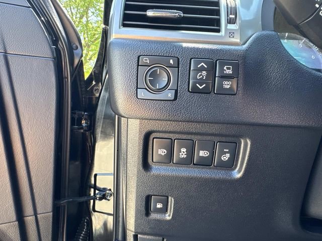 Certified 2023 Lexus GX 460 Luxury w/ Accessory Package AWD/4WD image 32