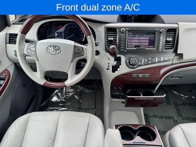 Used 2011 Toyota Sienna Limited w/ Premium Pkg image 21