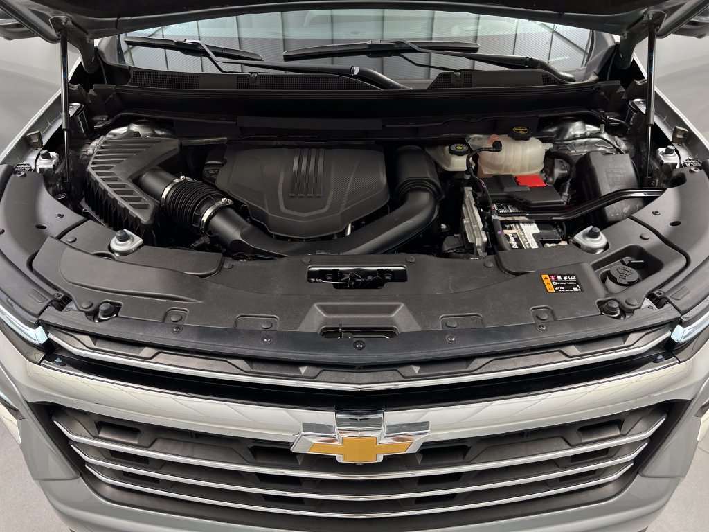 Used 2024 Chevrolet Traverse LT FWD image 79