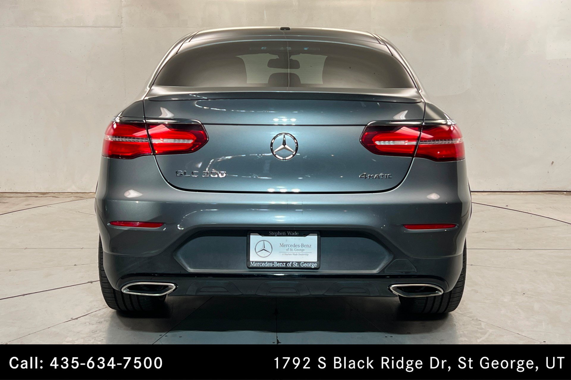 Used 2017 Mercedes-Benz GLC 300 4MATIC Coupe image 4