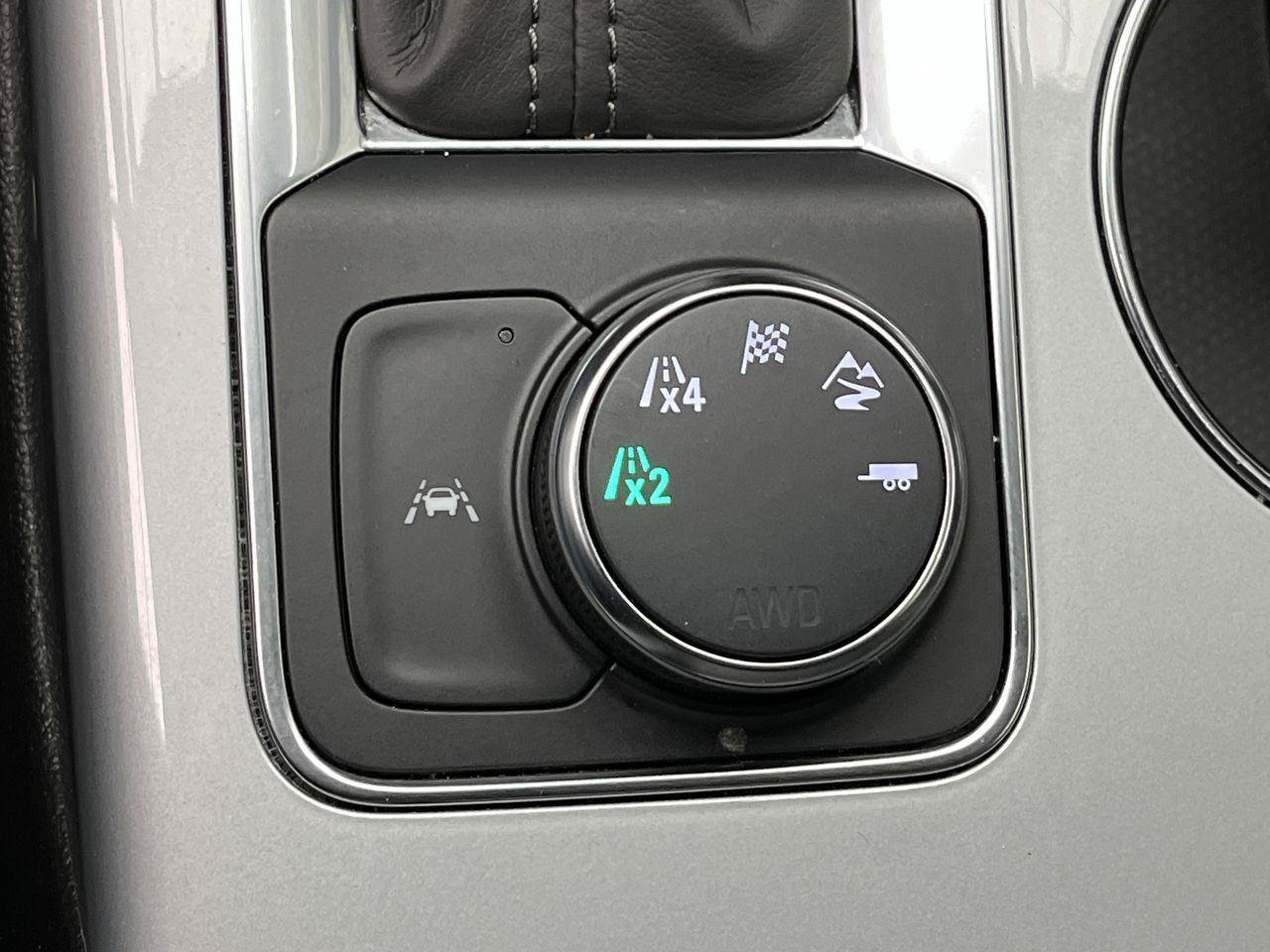 Certified 2024 Chevrolet Blazer LT w/ Midnight/Sport Edition AWD/4WD image 16