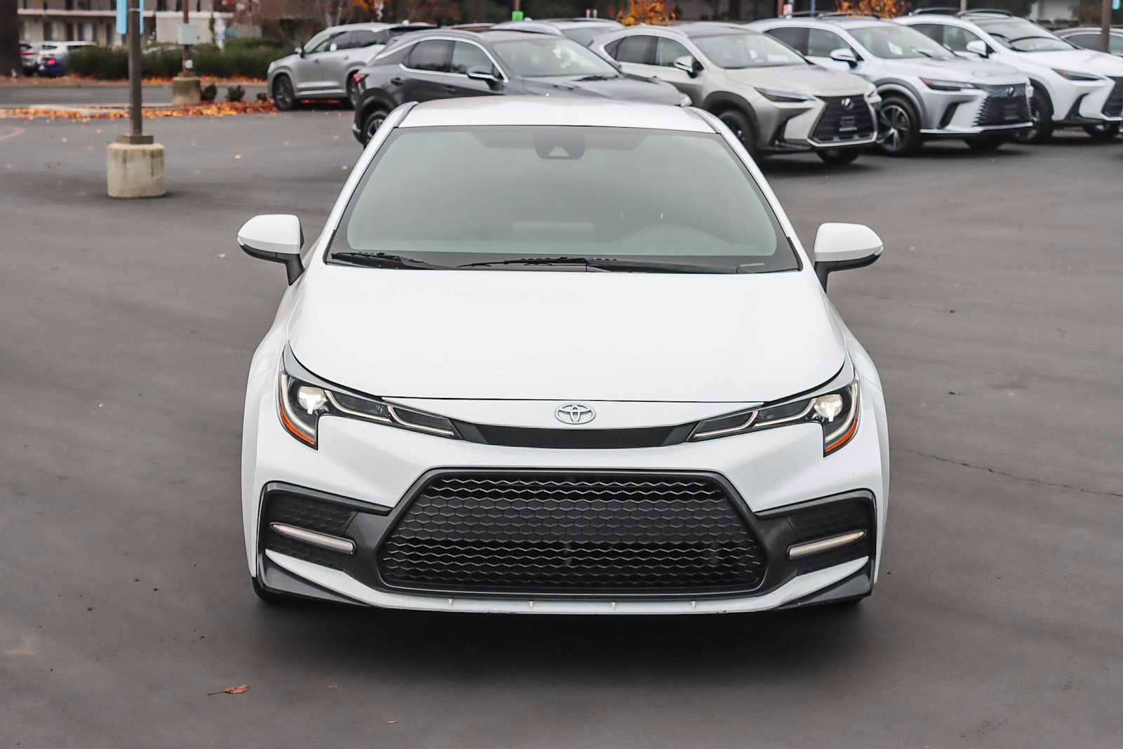 Used 2022 Toyota Corolla SE w/ Carpet Mat Package (TMS) image 6