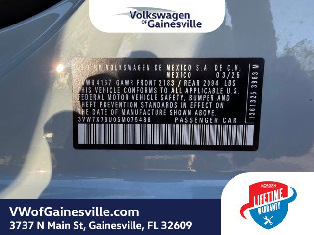 Used 2025 Volkswagen Jetta SE image 28