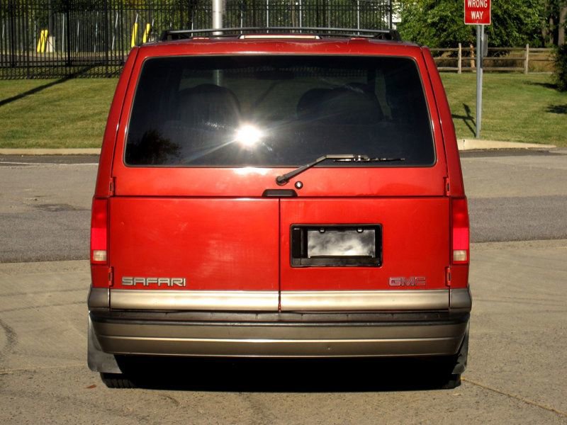 Used 1999 GMC Safari AWD image 14