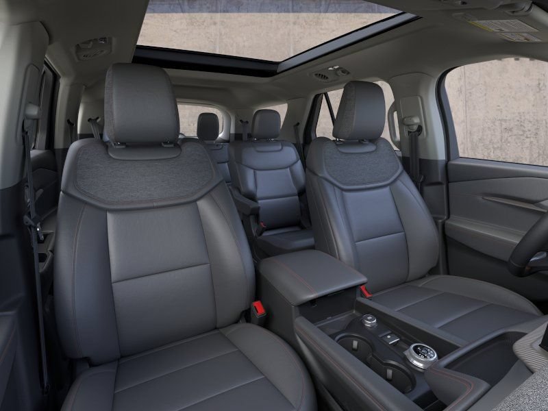 New 2026 Ford Explorer Active w/ Active Comfort Package AWD/4WD image 12