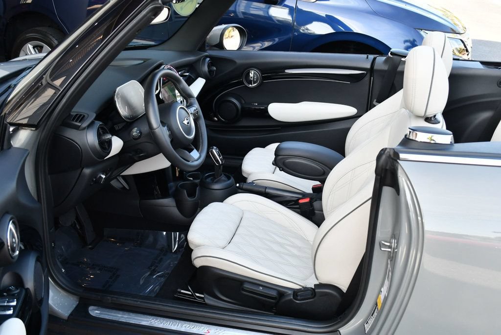 Used 2023 MINI Cooper S w/ Signature Upholstery Package FWD image 56