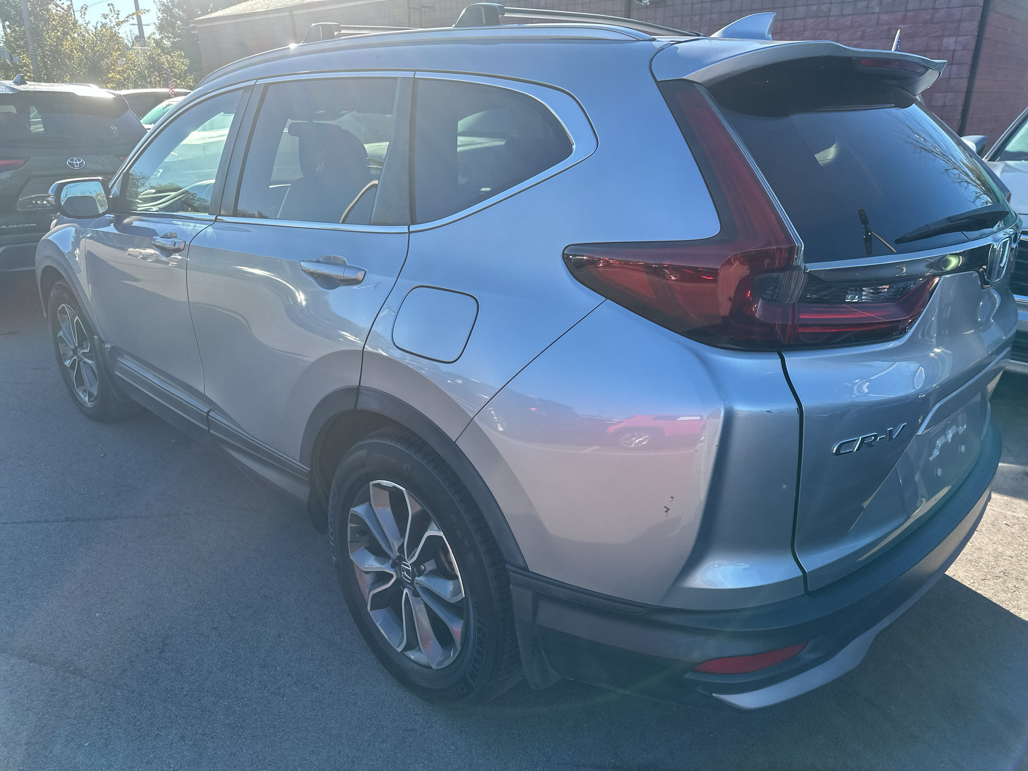 Used 2022 Honda CR-V EX image 3